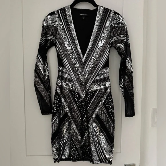 NWOT Express Black Sequin V-Neck Dress - Picture 3 of 5